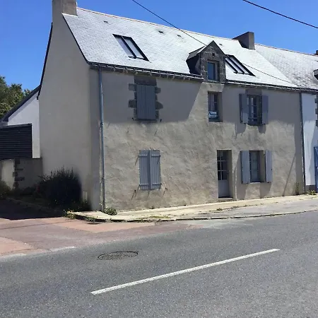 Maison Avec Piscine Partagee A 3,5 Kms Des Plages * Guérande